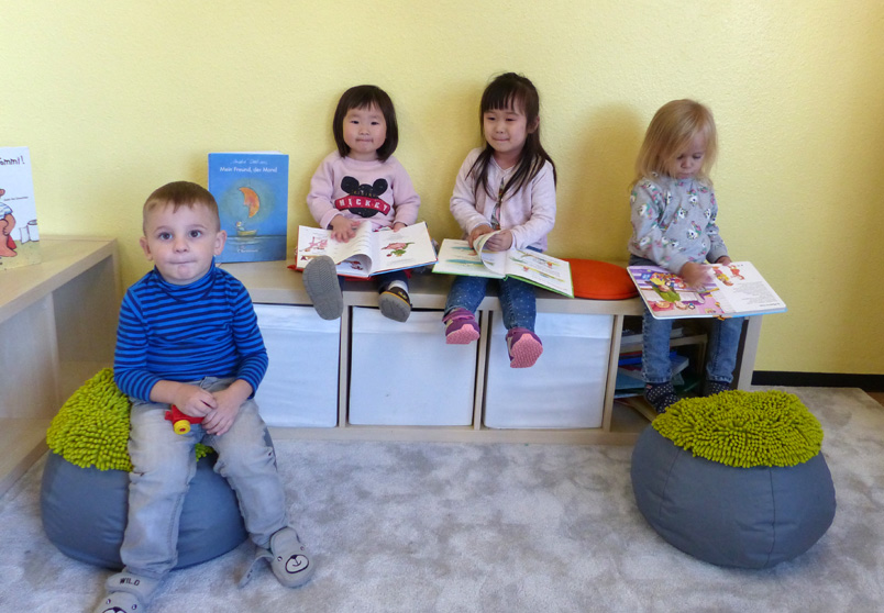 Kinder und Bücher